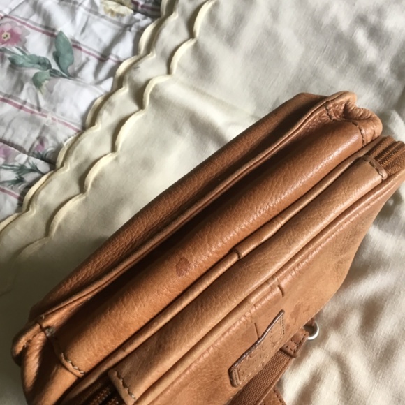 Leather Crossbody/Shoulder Bag - Picture 11 of 12